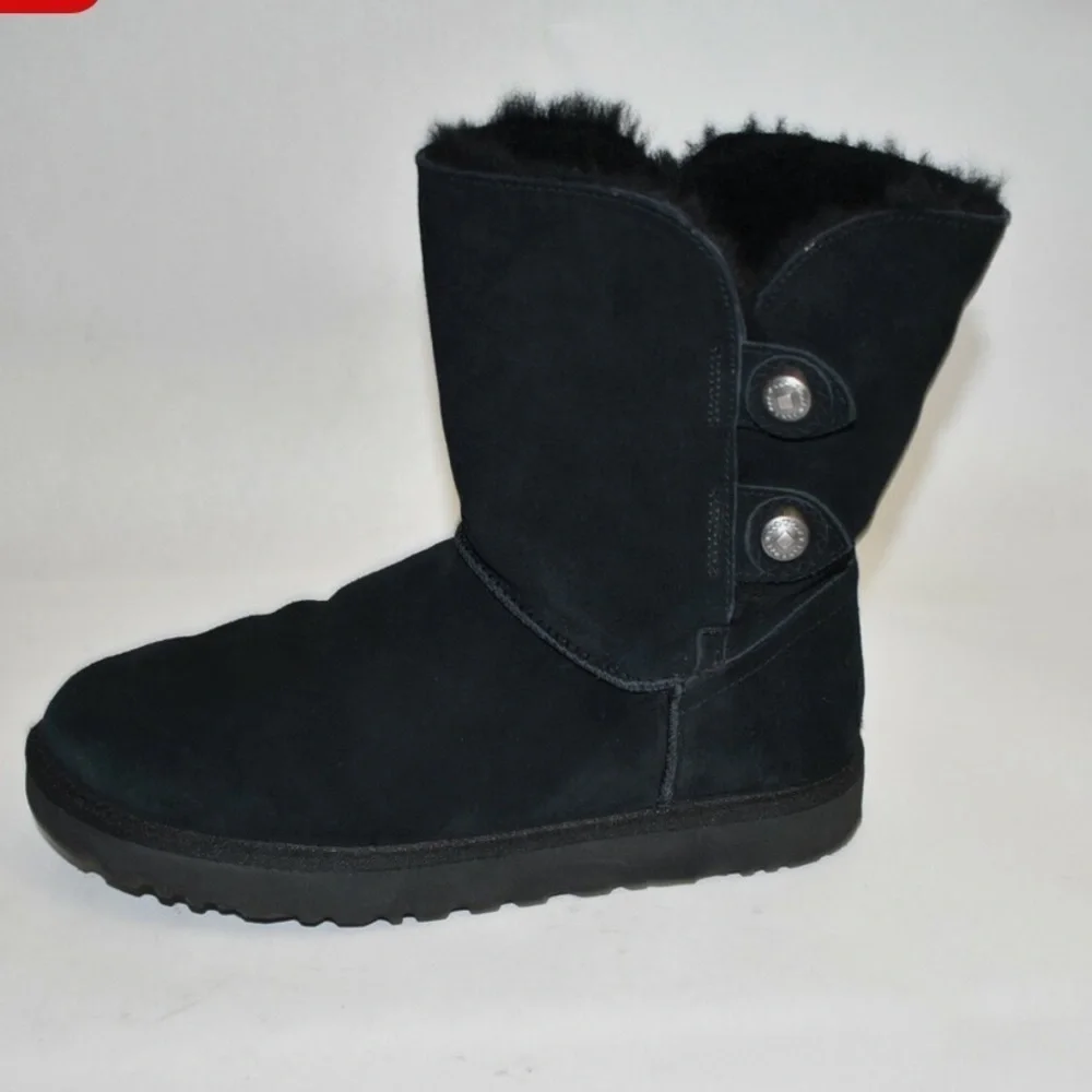 UGG women’s Marciela Black Shearling Boots size 7